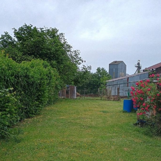  LE VASE IMMOBILIER : Maison / Villa | SAINS-RICHAUMONT (02120) | 85 m2 | 104 000 € 