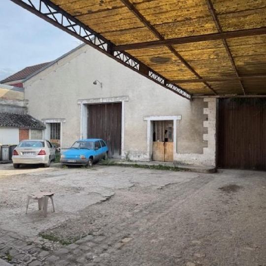  LE VASE IMMOBILIER : House | SOISSONS (02200) | 350 m2 | 202 000 € 