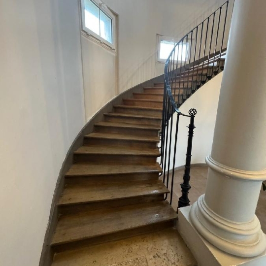  LE VASE IMMOBILIER : Immeuble | VAILLY-SUR-AISNE (02370) | 457 m2 | 819 000 &euro; 