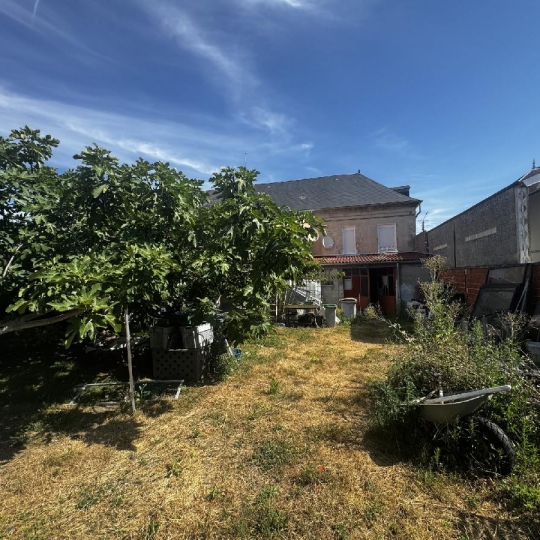  LE VASE IMMOBILIER : Immeuble | SOISSONS (02200) | 274 m2 | 213 000 &euro; 