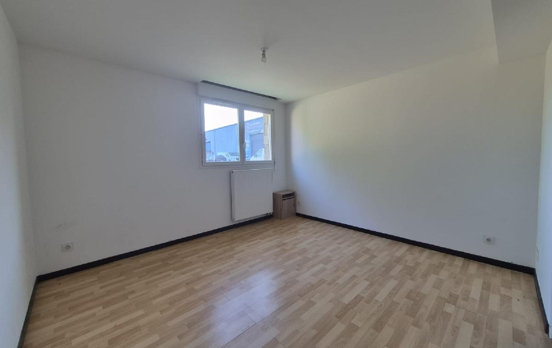 LE VASE IMMOBILIER : Maison / Villa | VILLENEUVE-SAINT-GERMAIN (02200) | 128 m2 | 1 060 &euro; 
