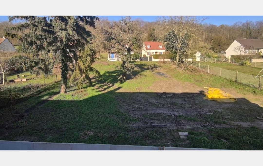LE VASE IMMOBILIER : Ground | VIC-SUR-AISNE (02290) | 759 m2 | 60 000 € 