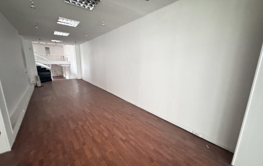 LE VASE IMMOBILIER : Office | SOISSONS (02200) | 161 m2 | 145 000 € 