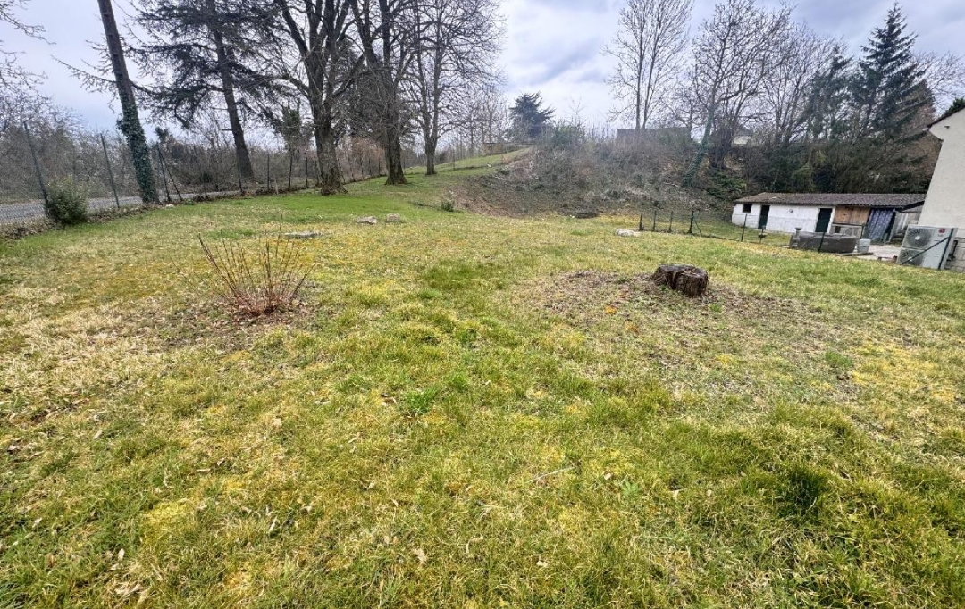 LE VASE IMMOBILIER : Ground | SOISSONS (02200) | 500 m2 | 34 500 € 