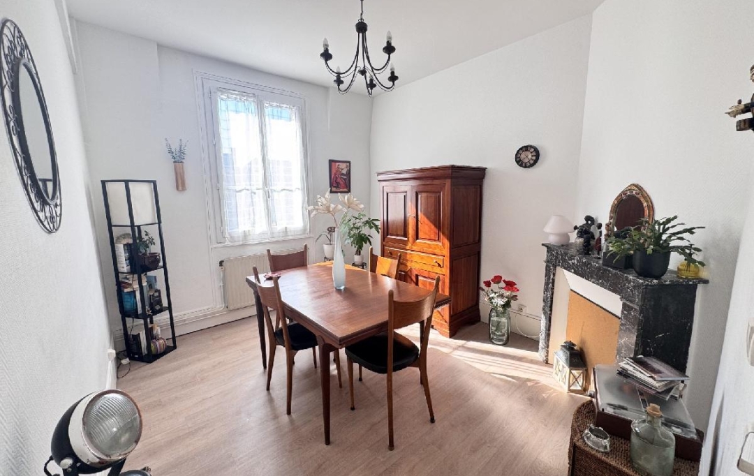 LE VASE IMMOBILIER : Immeuble | SOISSONS (02200) | 168 m2 | 254 000 € 