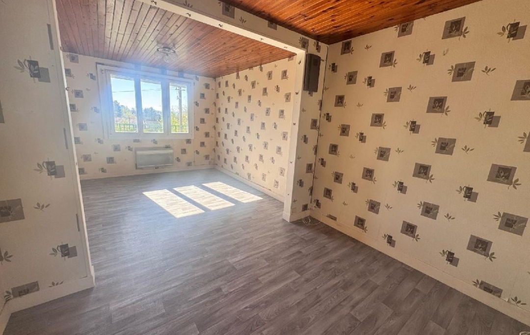 LE VASE IMMOBILIER : Maison / Villa | SOISSONS (02200) | 65 m2 | 120 000 € 