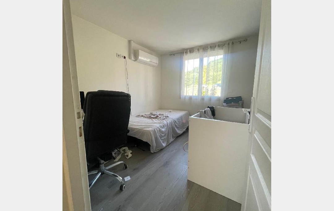 LE VASE IMMOBILIER : Maison / Villa | VIC-SUR-AISNE (02290) | 70 m2 | 180 000 € 