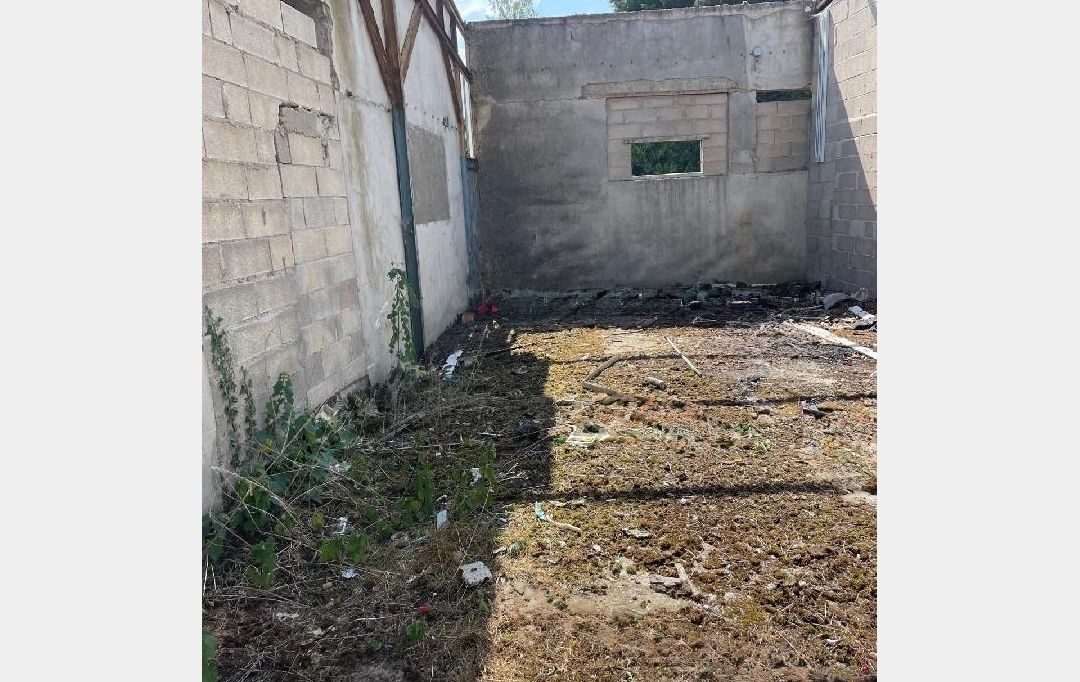 LE VASE IMMOBILIER : Local / Bureau | COUCY-LE-CHATEAU-AUFFRIQUE (02380) | 917 m2 | 93 000 € 