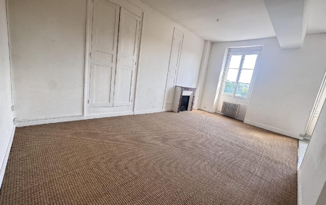LE VASE IMMOBILIER : Appartement | VIC-SUR-AISNE (02290) | 50 m2 | 69 000 € 