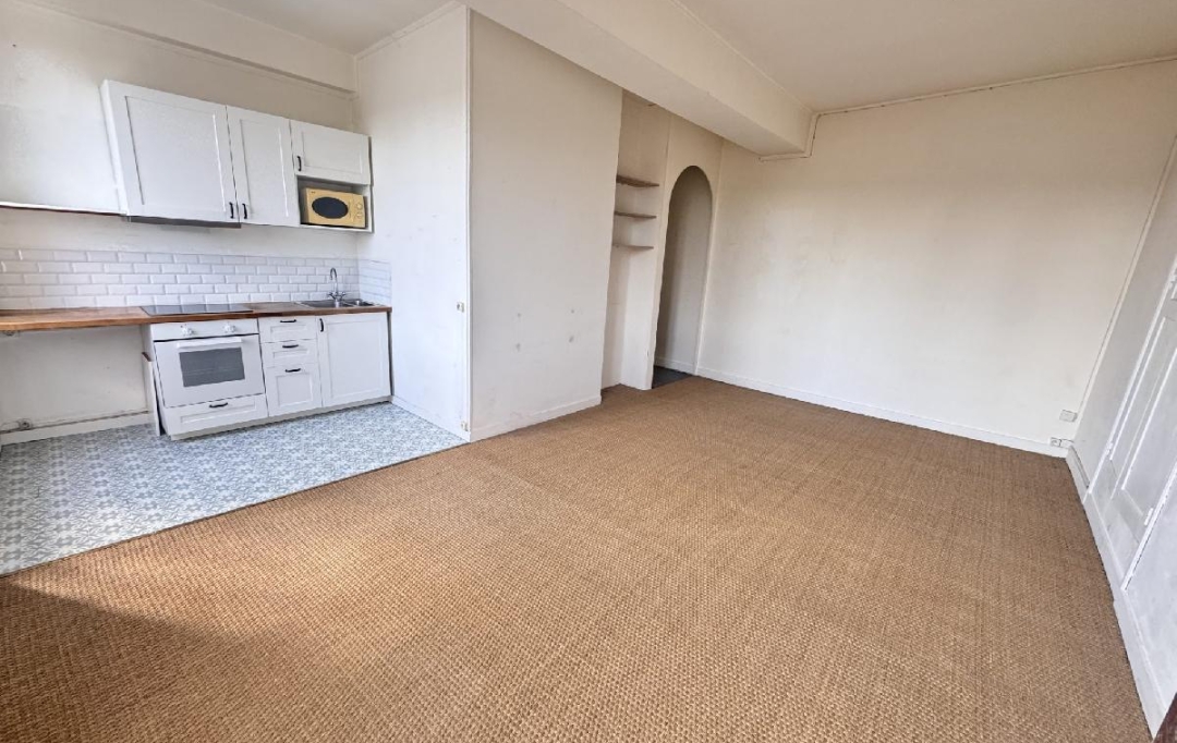 LE VASE IMMOBILIER : Appartement | VIC-SUR-AISNE (02290) | 50 m2 | 69 000 € 