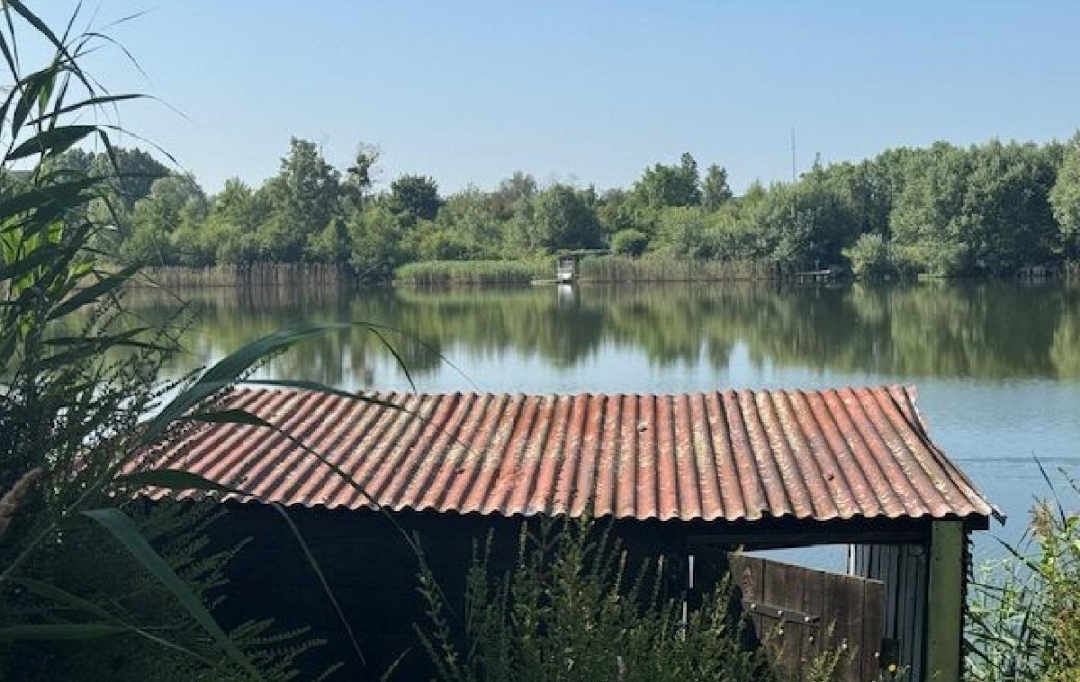 LE VASE IMMOBILIER : Ground | CROUY (02880) | 0 m2 | 213 000 € 