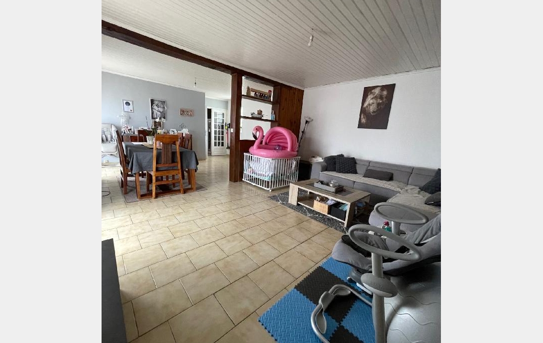 LE VASE IMMOBILIER : Maison / Villa | COURMELLES (02200) | 105 m2 | 112 000 € 