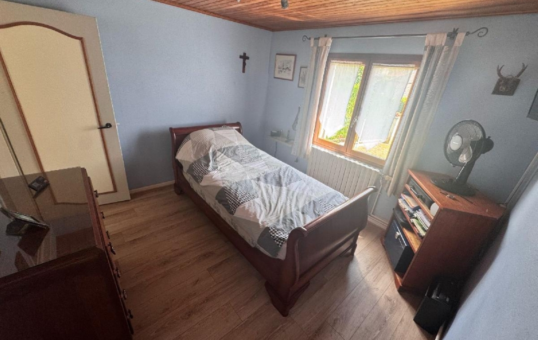 LE VASE IMMOBILIER : House | SOISSONS (02200) | 74 m2 | 149 000 € 
