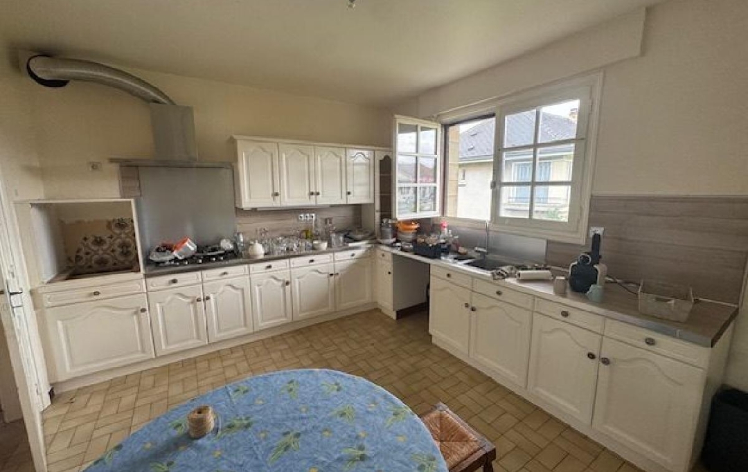 LE VASE IMMOBILIER : Maison / Villa | SOISSONS (02200) | 201 m2 | 235 000 € 