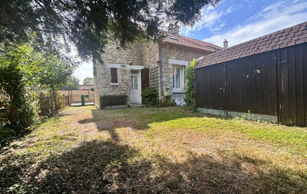 LE VASE IMMOBILIER : Maison / Villa | SOISSONS (02200) | 79 m2 | 110 000 € 