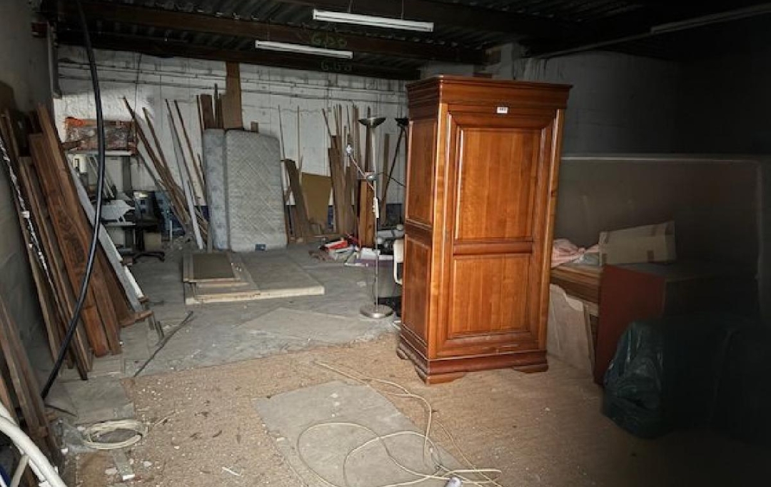 LE VASE IMMOBILIER : House | SOISSONS (02200) | 350 m2 | 202 000 € 