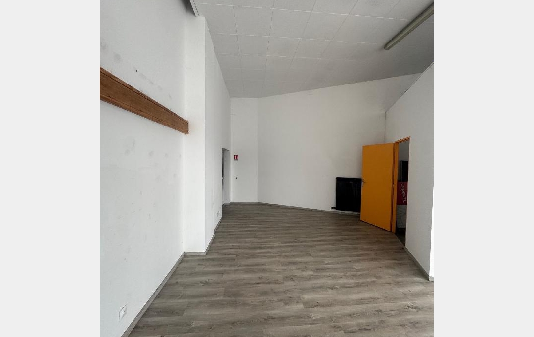 LE VASE IMMOBILIER : Local / Bureau | SOISSONS (02200) | 154 m2 | 125 000 &euro; 