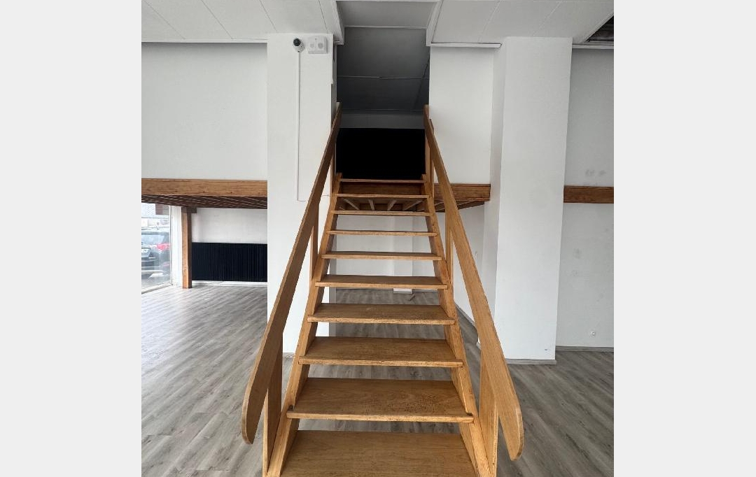 LE VASE IMMOBILIER : Local / Bureau | SOISSONS (02200) | 154 m2 | 125 000 &euro; 