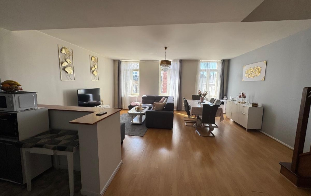 LE VASE IMMOBILIER : Immeuble | SAINT-QUENTIN (02100) | 540 m2 | 525 000 &euro; 