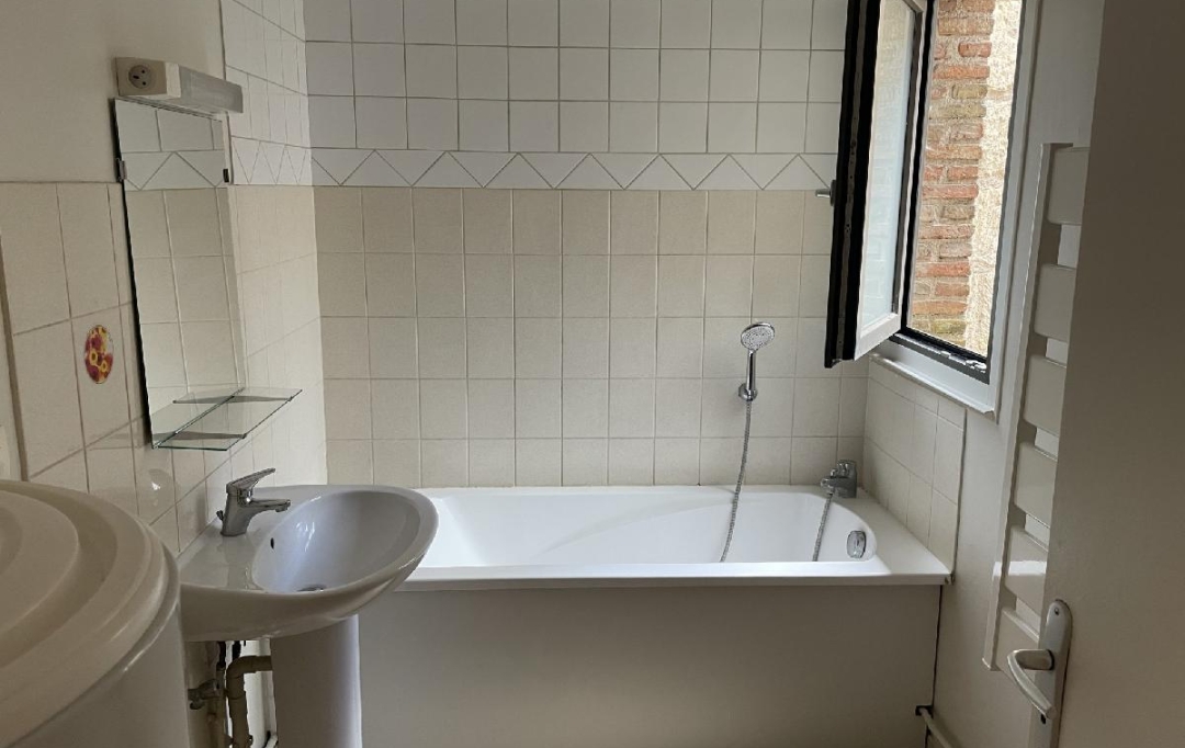 LE VASE IMMOBILIER : Immeuble | LAON (02000) | 340 m2 | 285 000 &euro; 