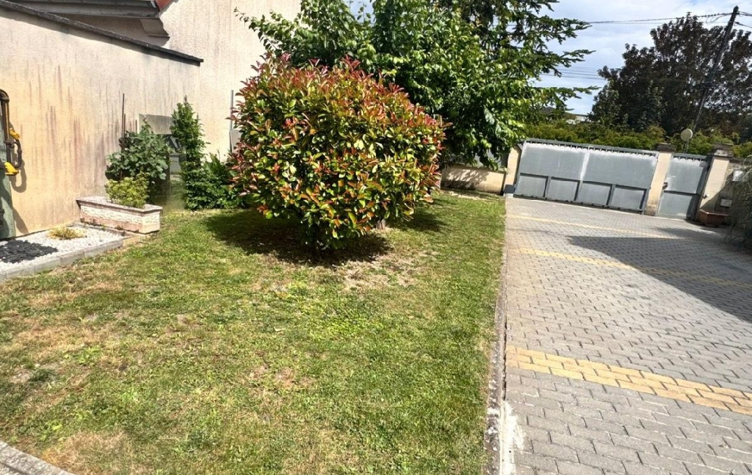 LE VASE IMMOBILIER : Maison / Villa | VILLENEUVE-SAINT-GERMAIN (02200) | 275 m2 | 408 000 &euro; 