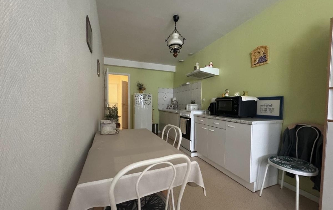 LE VASE IMMOBILIER : Immeuble | SOISSONS (02200) | 158 m2 | 244 000 &euro; 