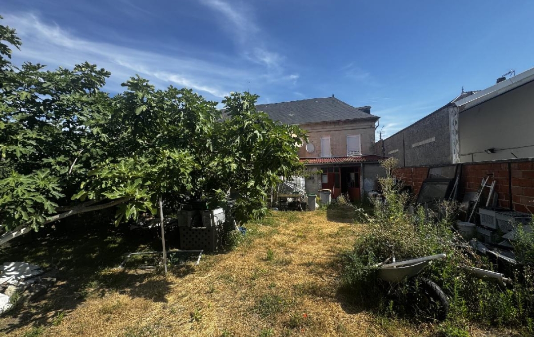 LE VASE IMMOBILIER : Immeuble | SOISSONS (02200) | 274 m2 | 213 000 &euro; 