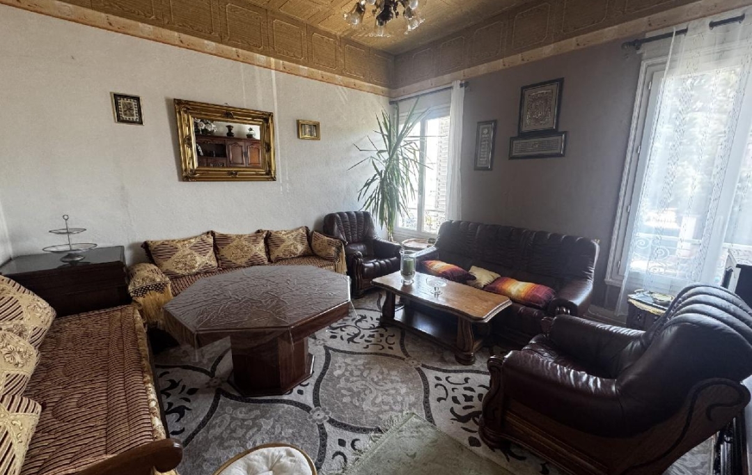 LE VASE IMMOBILIER : Immeuble | SOISSONS (02200) | 274 m2 | 213 000 &euro; 