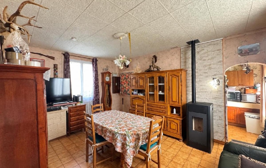 LE VASE IMMOBILIER : Maison / Villa | NAMPCEL (60400) | 70 m2 | 88 000 &euro; 